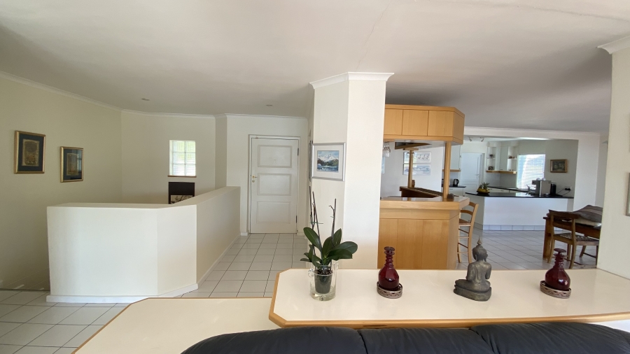5 Bedroom Property for Sale in Simons Kloof Western Cape